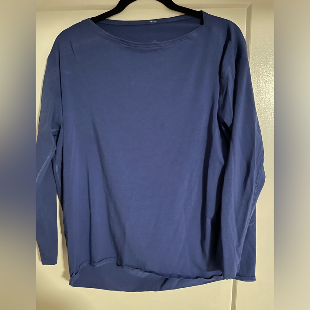 Lululemon back in action long sleeve